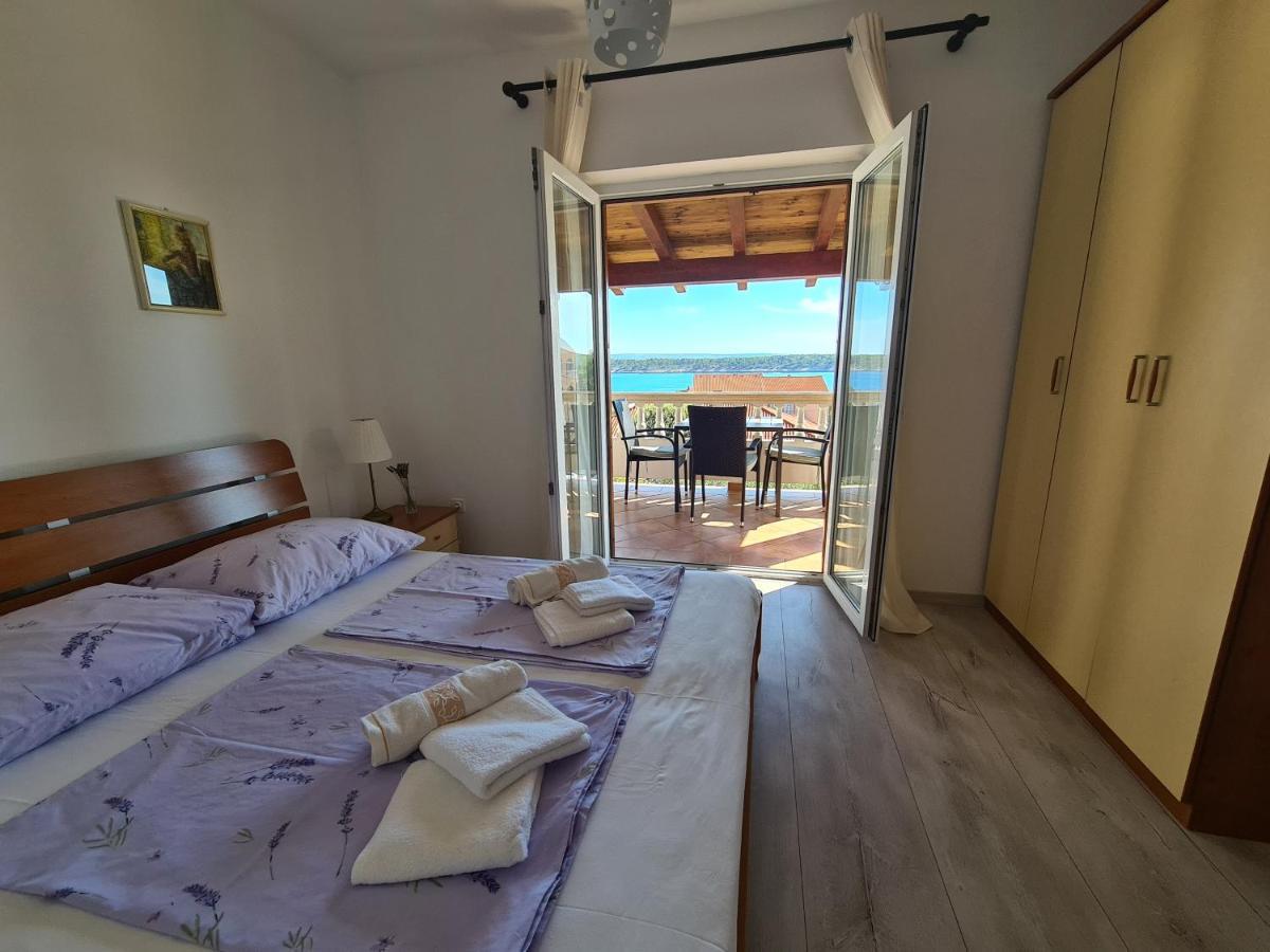 Apartman Karmen Barbat na Rabu Luaran gambar