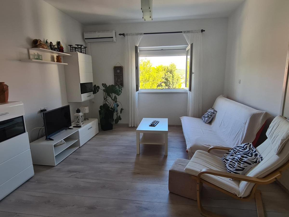 Apartman Karmen Barbat na Rabu Luaran gambar