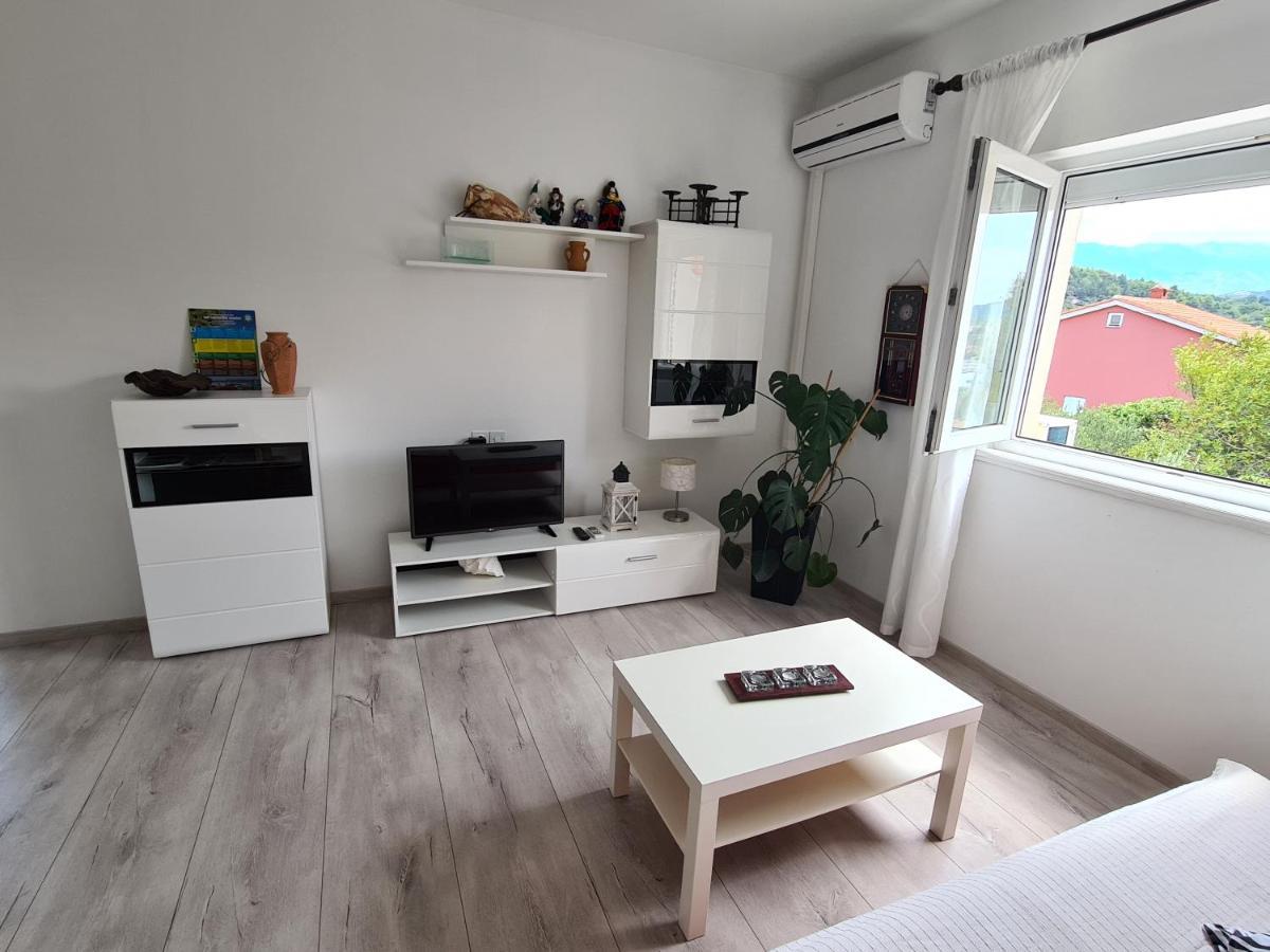 Apartman Karmen Barbat na Rabu Luaran gambar