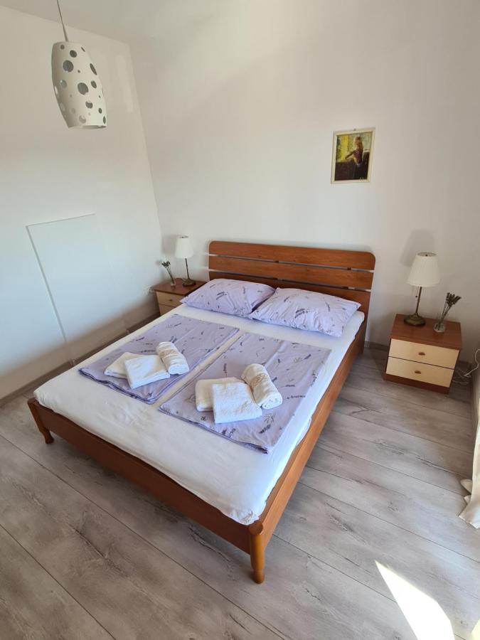 Apartman Karmen Barbat na Rabu Luaran gambar