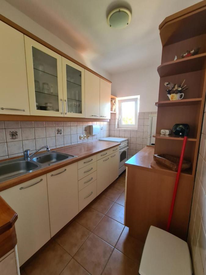 Apartman Karmen Barbat na Rabu Luaran gambar
