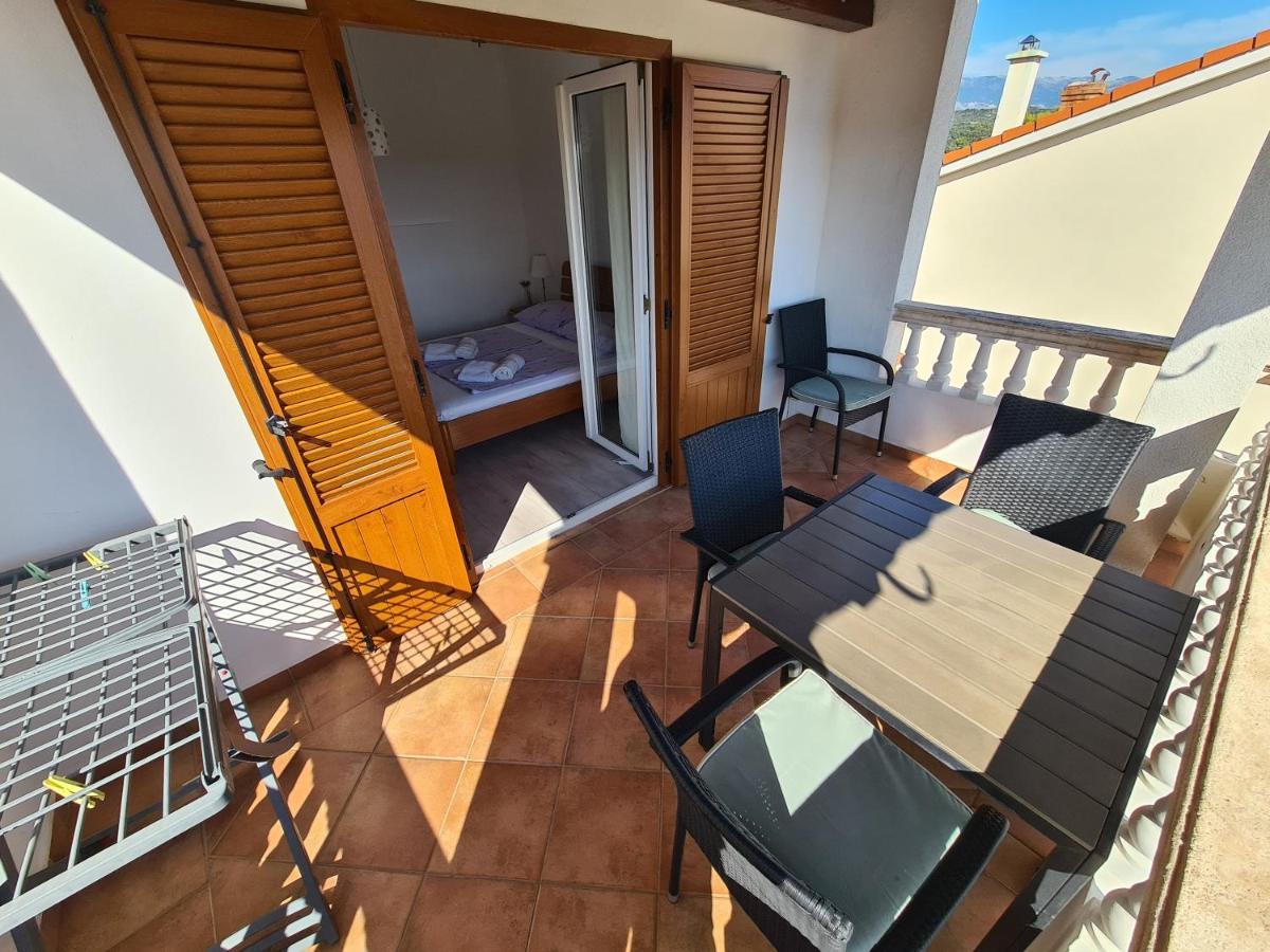 Apartman Karmen Barbat na Rabu Luaran gambar